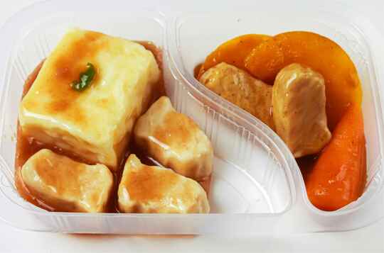 鹹蝦醬雞粒豆腐風味慕斯軟餐(便當)